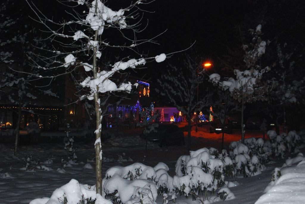 27 Aughrim Holidays Villa Exterior photo